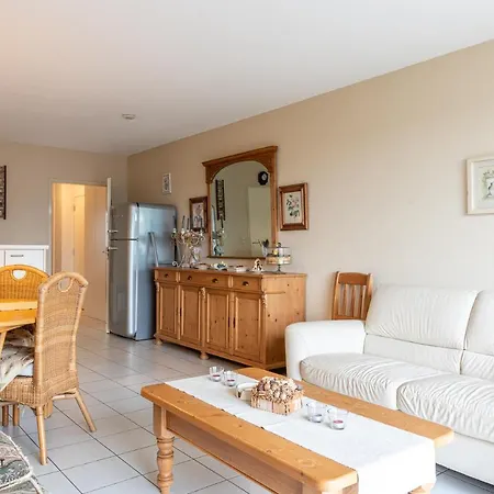 Apartment With A Beautiful View, Close To The Beach