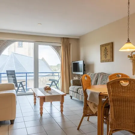 Apartment With A Beautiful View, Close To The Beach Apartment